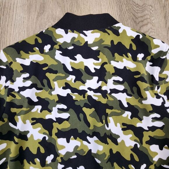 Michael Kors Camo Jacket Size XS - Picture 5 of 6